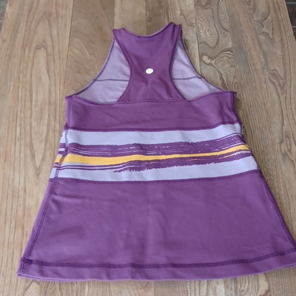 Lululemon criss cross tank - Picture 3 of 16